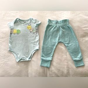 🐛 MATCHING SET by FIRST IMPRESSIONS in size 12 MONTHS. Bodysuit and pant combo!